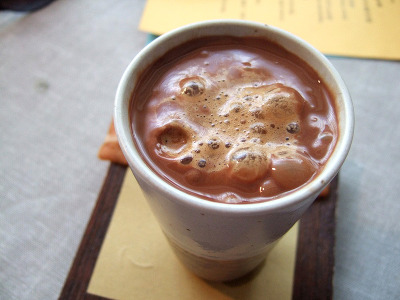 圖16 榛果巧克力與咖啡杯